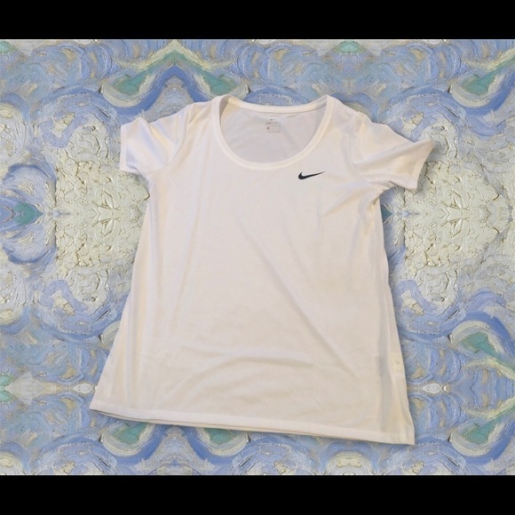 Nike Dri Fit Training Logo Scoop Neck Tee White M - Picture 1 of 3